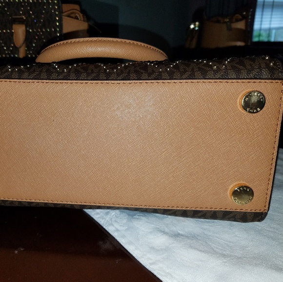 MICHAEL KORS SELMA SATCHEL MEDIUM TOP ZIP BROWN - Picture 7 of 7